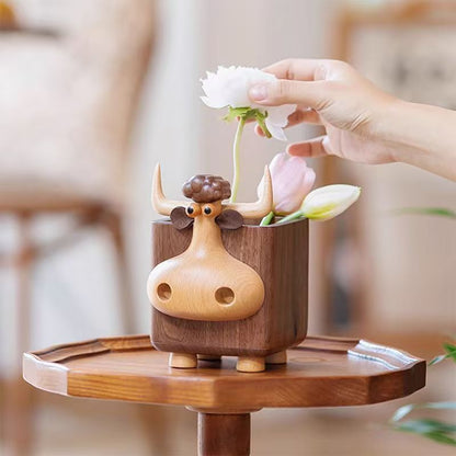 Personalized pen holder Wooden cow decorative desktop decoration Creative pen bucket for office use